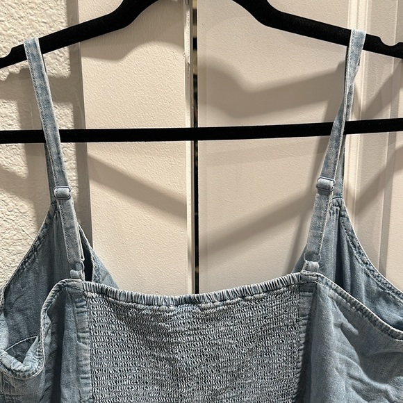 Smock back chambray dress with button detail - Picture 5 of 6